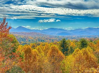 13 Silverstone Dr, Asheville, NC 28805