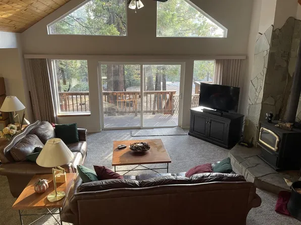41982 Granite Ridge Rd, Shaver Lake, CA 93664