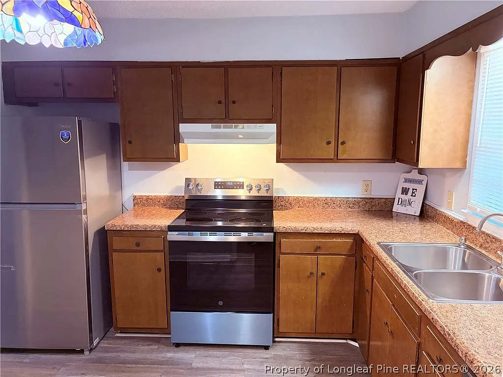 2 bed, 1.5 bath, 1100 sqft, $1,175 — Photo 3