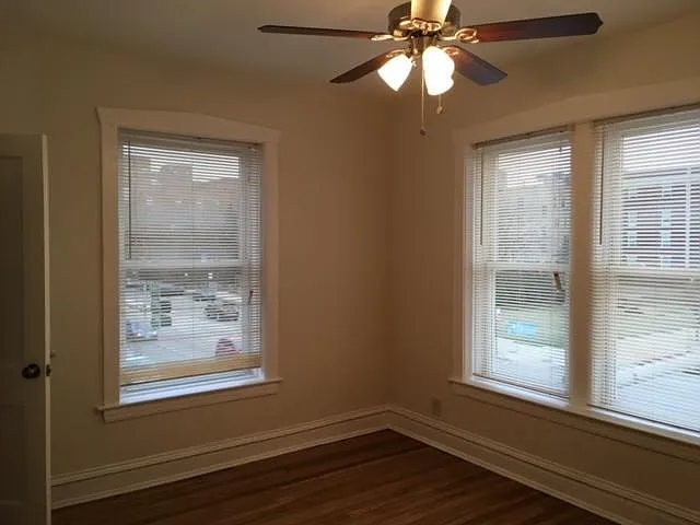 1524 W Winnemac Ave #11 — Photo 5