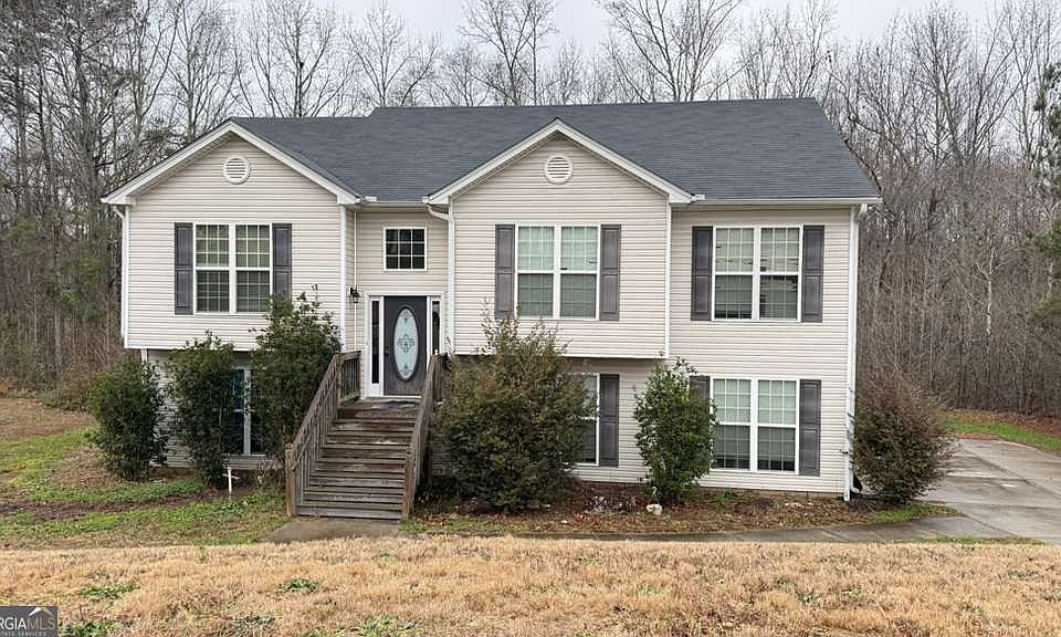 1st image of 591 Embassy Walk