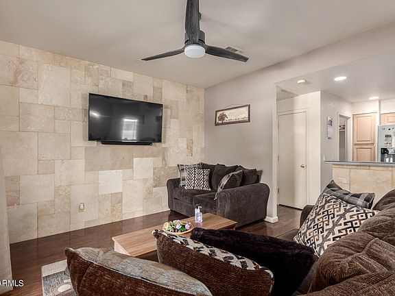 3rd image of 1716 W CORTEZ Street #241
