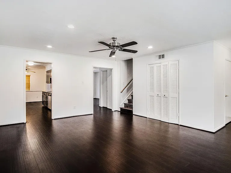 14304 Misty Meadow Ln — Photo 2
