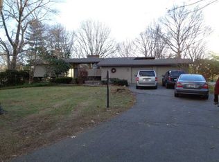 29 Pine Top Rd, Barrington, RI 02806