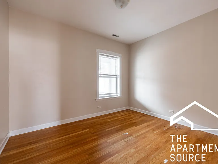 7462 N Greenview Ave #1 — Photo 8