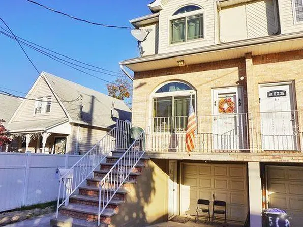 49 Post Ln, Staten Island, NY 10303