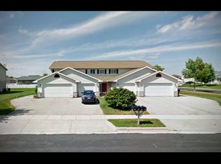390 Blackberry Ln, Deforest, WI 53532
