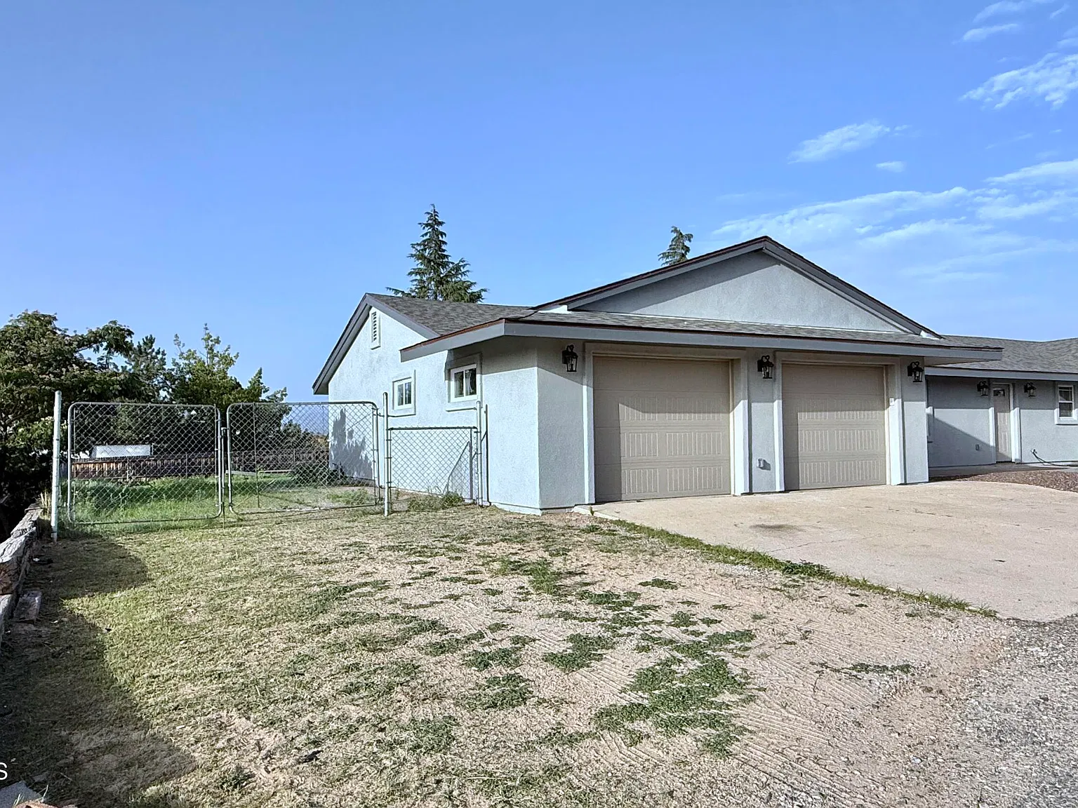 3 bed, 2.5 bath, 2140 sqft, $2,950 — Photo 2
