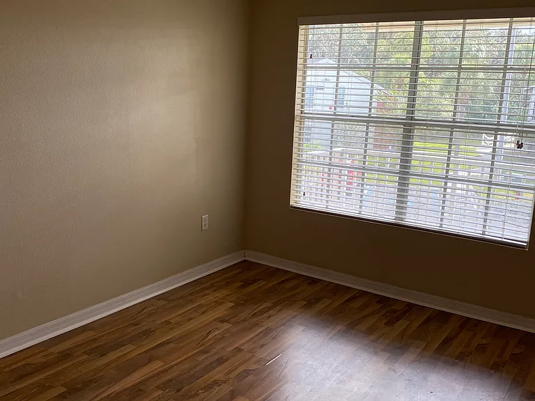 302 Lake Parsons Grn #204 — Photo 13