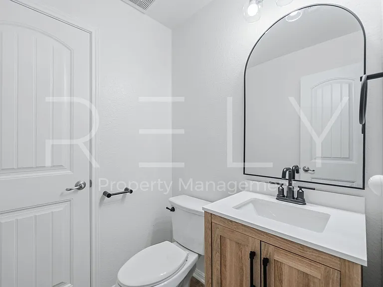 227 Choke Canyon Ln — Photo 20