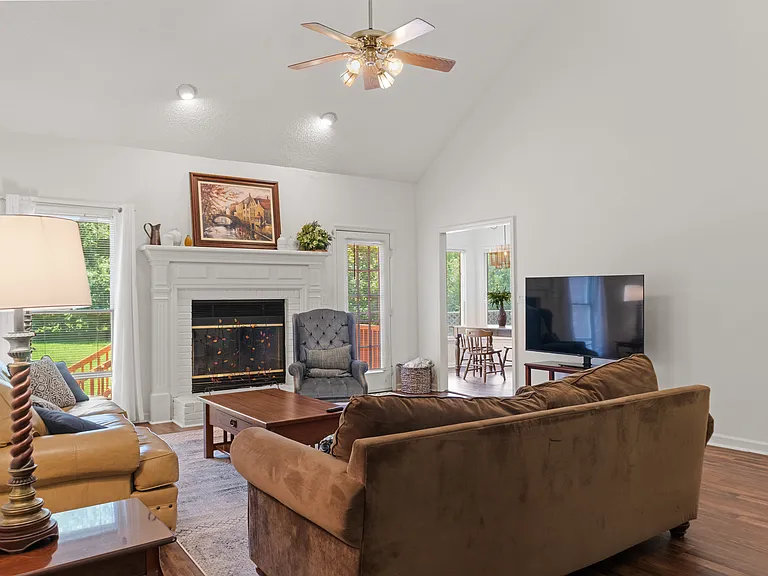 107 Ivywood Rd — Photo 10