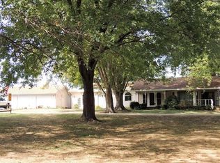 3870 W Fish-n-fun Rd, McNabb, IL 61335