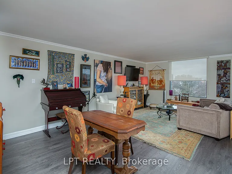 40 Arthur St #703 — Photo 7