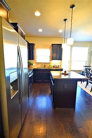 10504 Branden Ct — Photo 12
