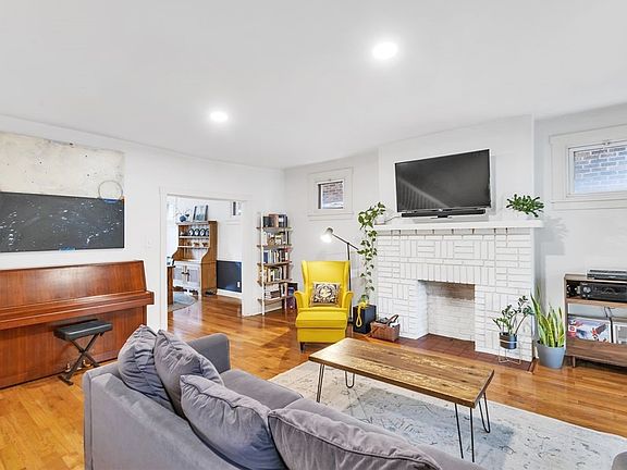 3rd image of 1146 N Negley Ave