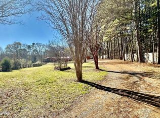 8245 Old Switchboard Rd, Snow Camp, NC 27349