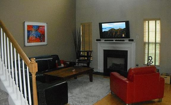 5th image of 131 Willow Dr