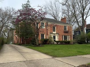 2682 Rocklyn Rd, Shaker Heights, OH 44122
