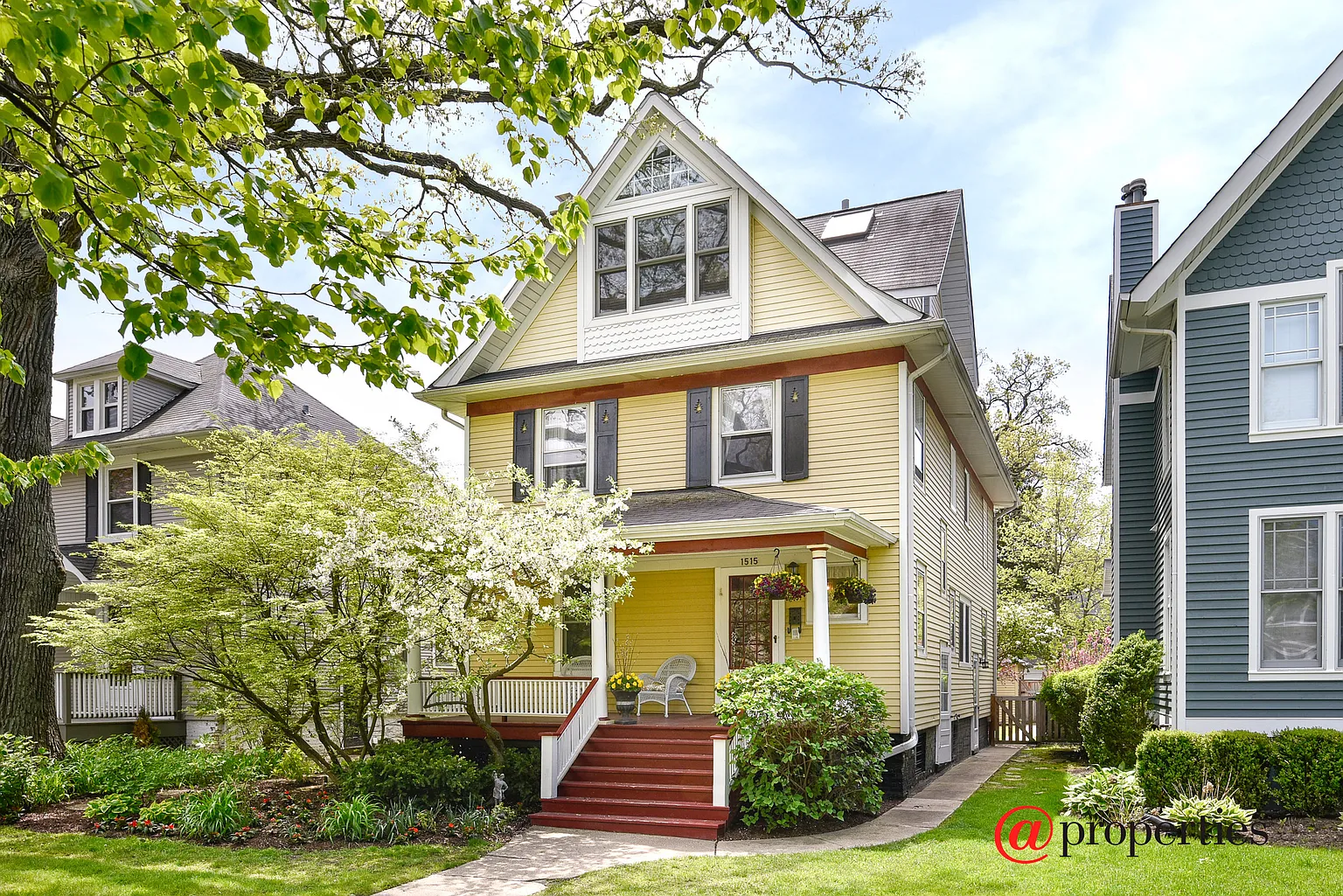 1515 Forest Ave photo 1