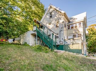64 Woodland St, Meriden, CT 06451