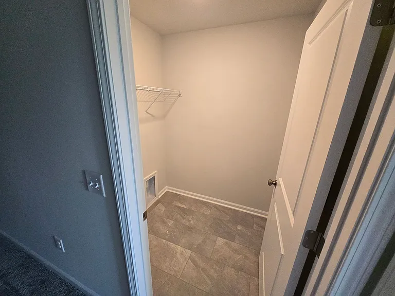 611 Glen Clova — Photo 19