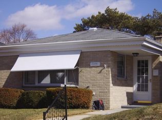 2350 S 74th St, West Allis, WI 53219