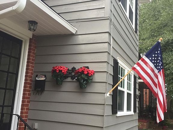 5th image of 3671 Saint Johns Ave