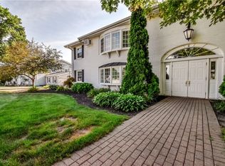 4 Meadowlawn Dr UNIT 7, Mentor, OH 44060