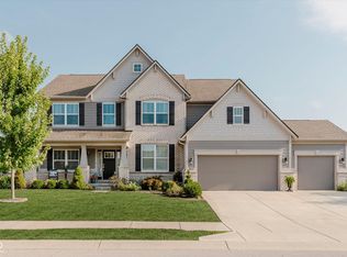 2449 Stonehaven Dr, Avon, IN 46123