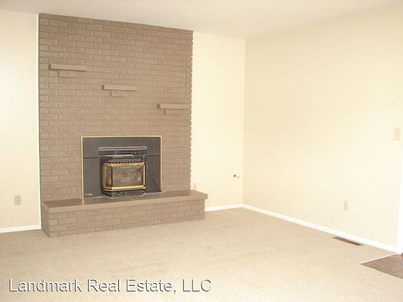 4th image of 6727 Hampton Dr
