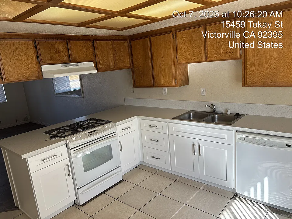 15459 Tokay St