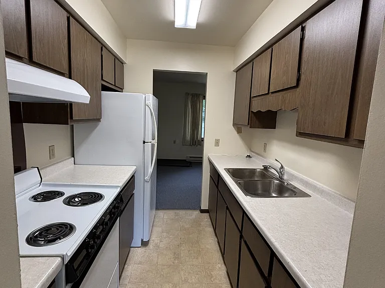 401 Morgan Ave #1 — Photo 8