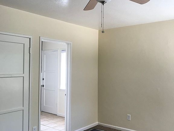 2nd image of 715 E 5th St APT 07