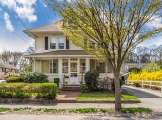 65 Huntington Rd, Milton, MA 02186