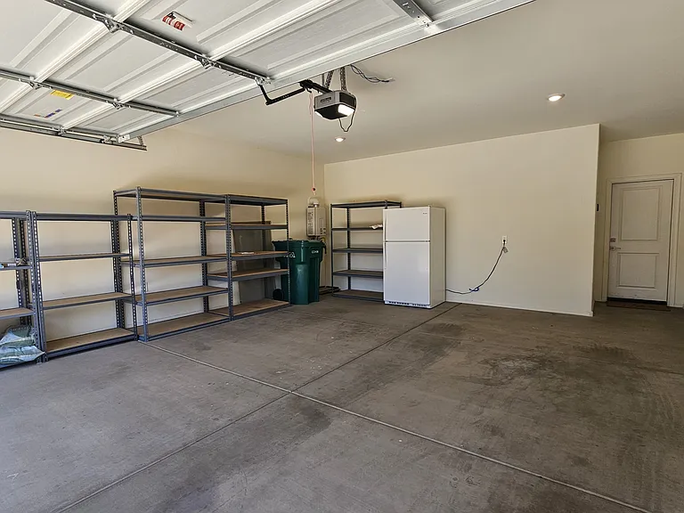 10679 W Golson Dr — Photo 36
