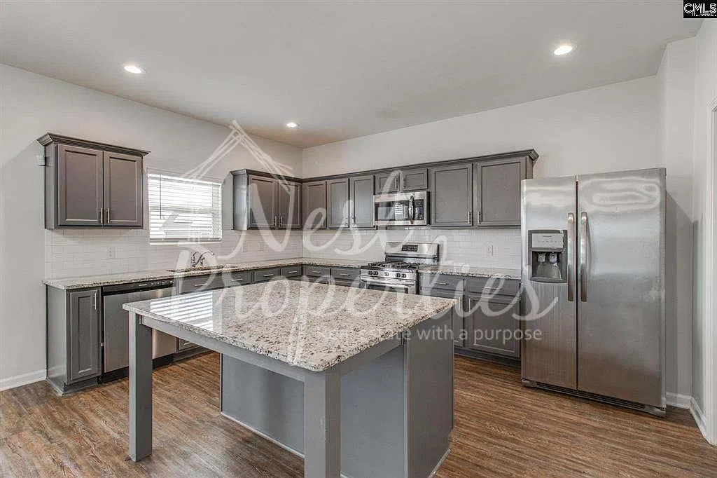 206 Barony Place Drive - 1 — Photo 3