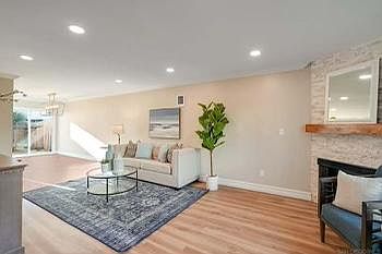 3rd image of 4175 Tiberon Dr