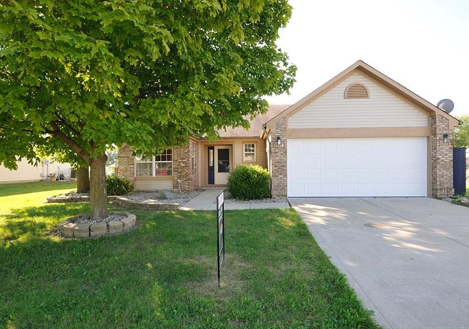 1st image of 1961 Harvest Meadows Dr S