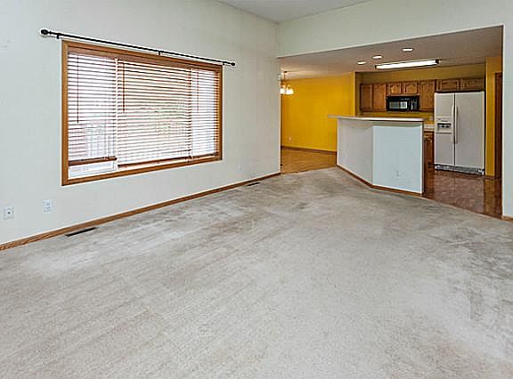 3rd image of 3010 SW Brookeline Dr