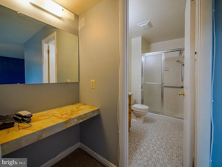 1001 Winfield Ct — Photo 32