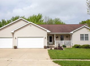 620 Sunrise St, Denver, IA 50622