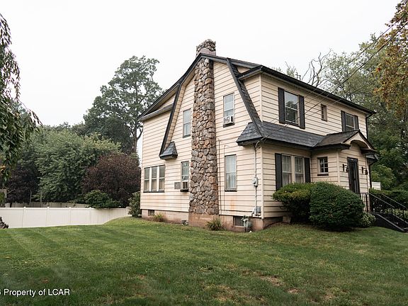 4th image of 10 Terrace St