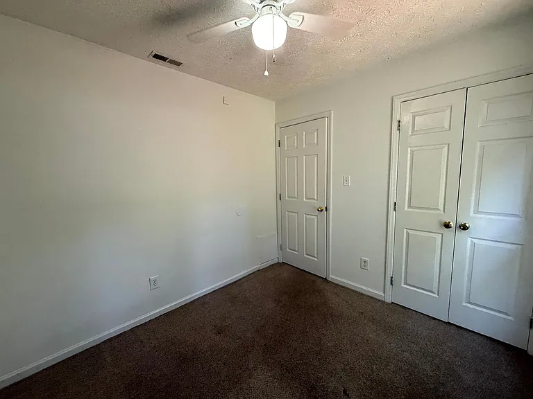5481 Landview Pl — Photo 18