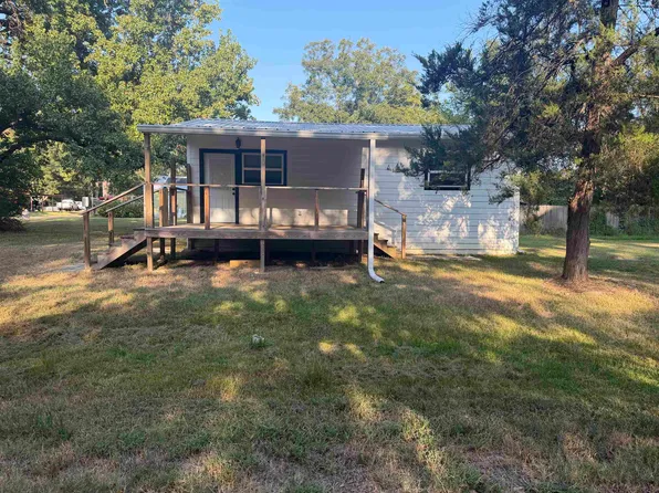 606 N Friou St, Jefferson, TX 75657