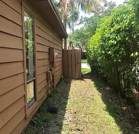 5th image of 6091 Buckeye Ct APT A