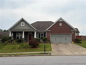 3 bed, 2.5 bath, 2498 sqft, $3,000 — Photo 2