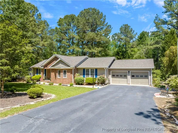 6044 Saint Andrews Dr, Sanford, NC 27332