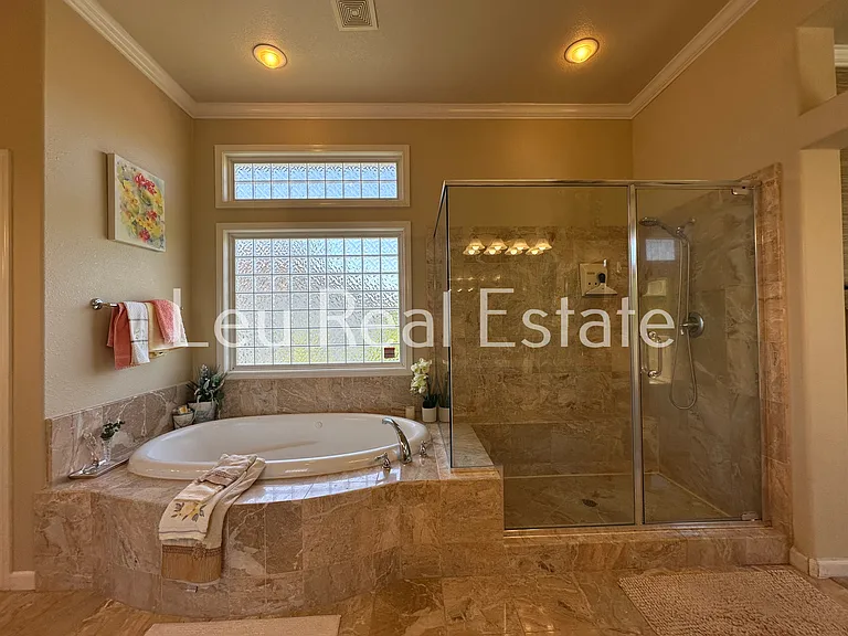 131 Gage Ct — Photo 32