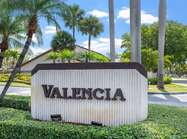 10091 SW 137th Pl, Miami, FL 33186