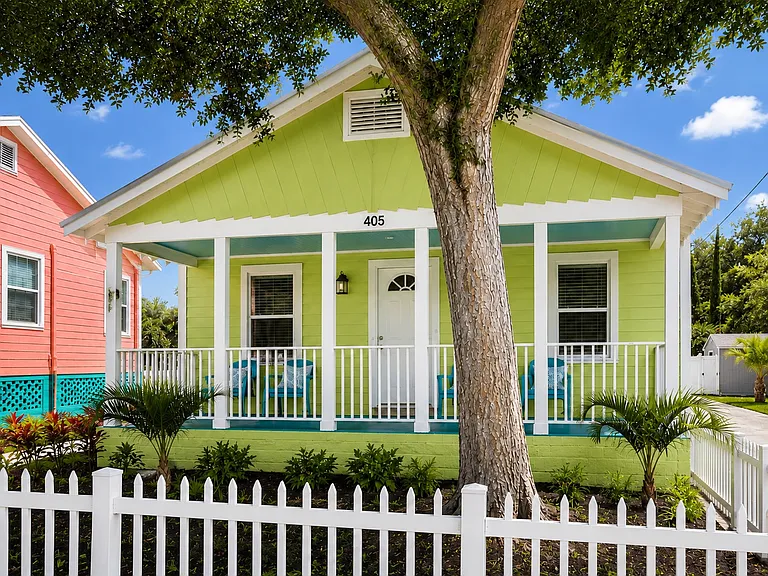 405 Marshall St — Photo 18